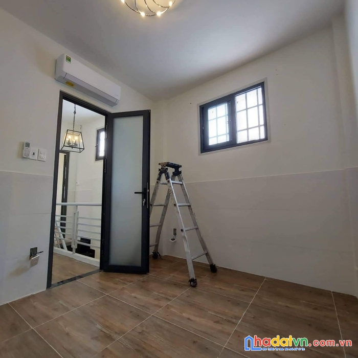 Bán nhà mới 2 tầng giá rẻ 26m2-giá chỉ 2.6 tỷ đường hồng bàng-quận 6