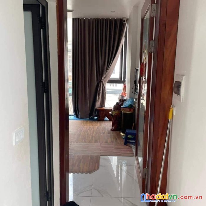 Bán gấp nhà phố bát khối, 5 tầng, gara ô tô 7 chỗ, 7.7 tỷ.