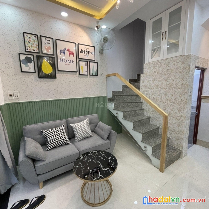 Nhà 2 tầng bán cực mới và đẹp ,đường phan huy ích ,p12,quận gò vấp ,giá 2,3 tỷ