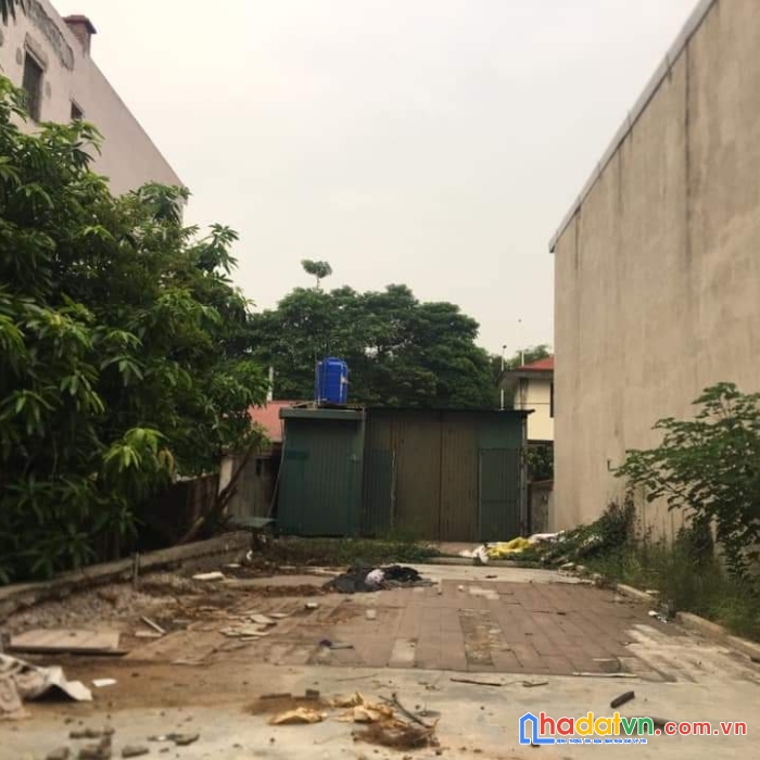 Bán đất mặt phố yên hoa  260m, giá 49 tỷ.