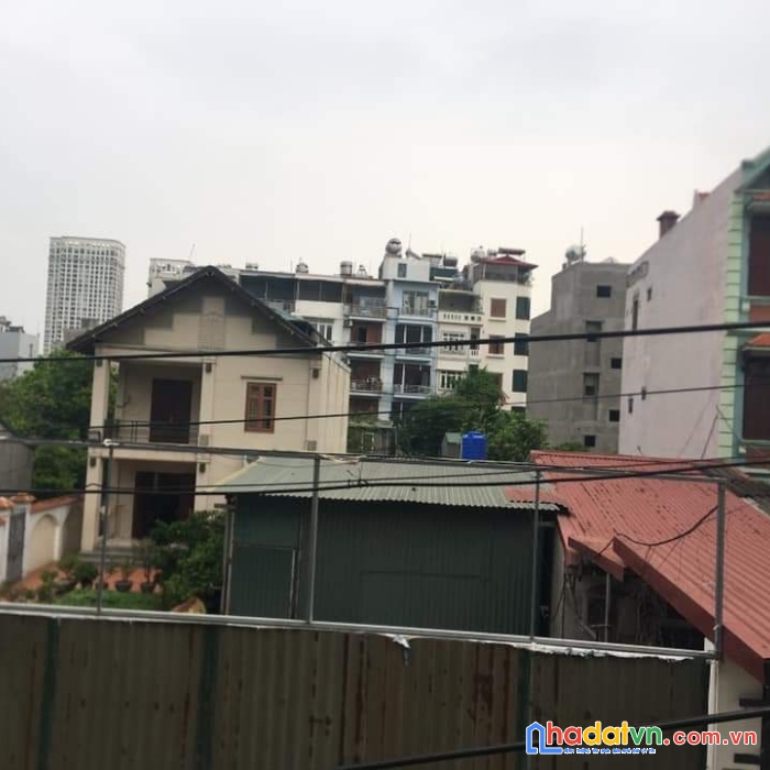 Bán đất lô góc, mặt phố quảng an 120m, giá 45 tỷ.