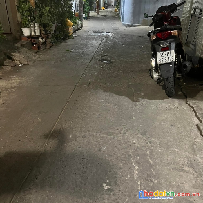 Gấp lắm bán nhà hxh phan văn trị 40m2 giá 4.8 tỉ