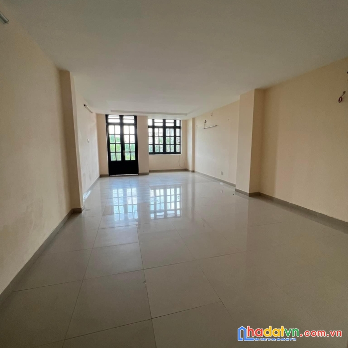Bán nhà hẻm nhựa 6m âu cơ, tân phú 80m2, 2 tầng giá chỉ 8 tỷ 7.