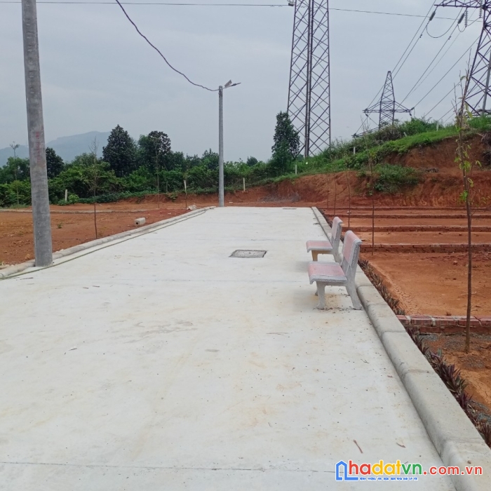 Bán đất nền xuân mai, hòa bình. 100m2 giá chỉ 700tr. liên hệ 0971748688