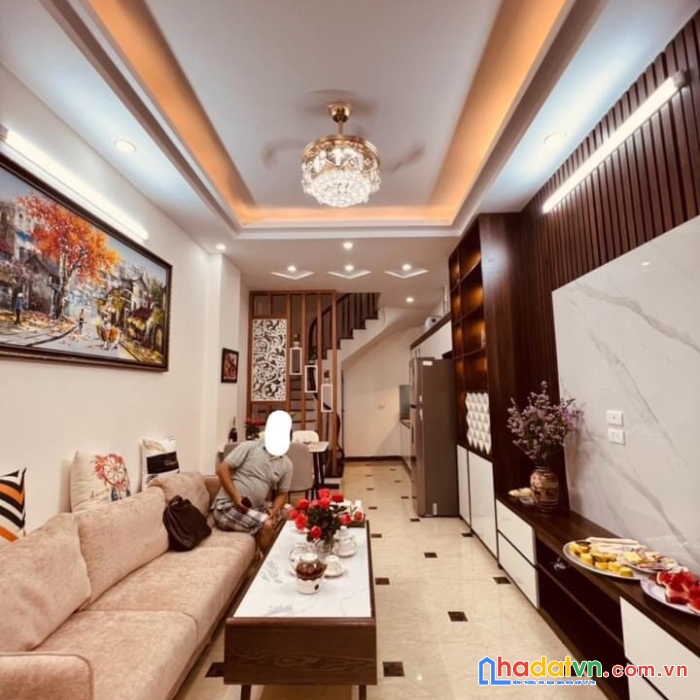 Hiếm, phố bồ đề, 37m, 10m ra ô tô, tặng full nội thất, nhỉnh 3 tỷ