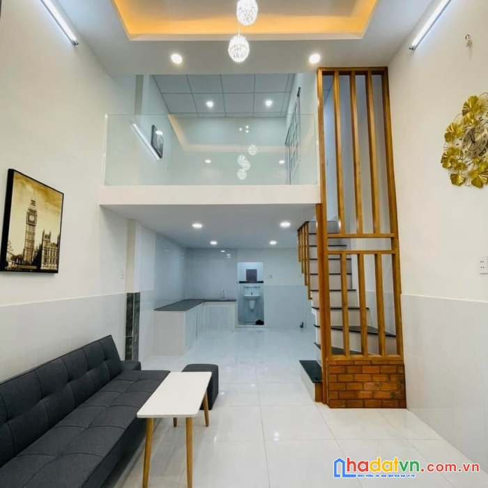 Cực rẻ đẹp, nhà 33m2 2 tầng mới chỉ 2.8 tỷ, ngay landmark81