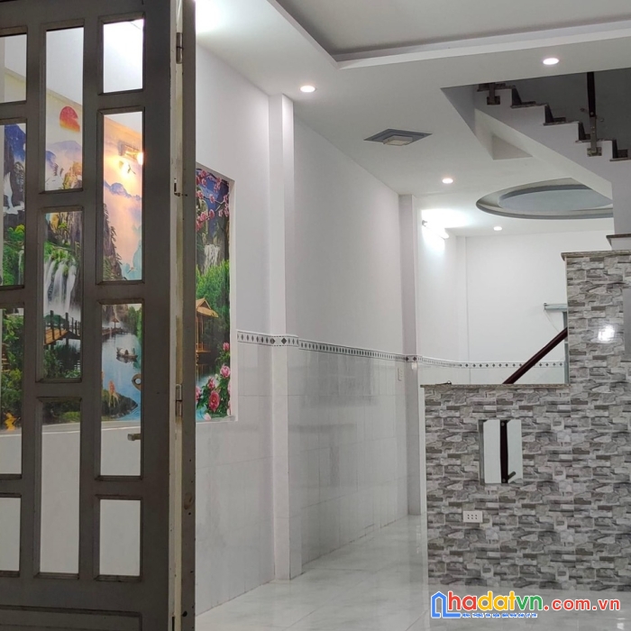 Nhà hà huy giáp,khu vực hiếm nhà bán,xe hơi đổ cửa