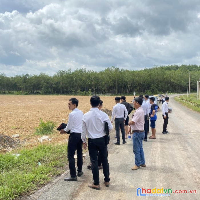 Đất mặt tiền đường liên xã 29m giá f0 chỉ 3tr/m2