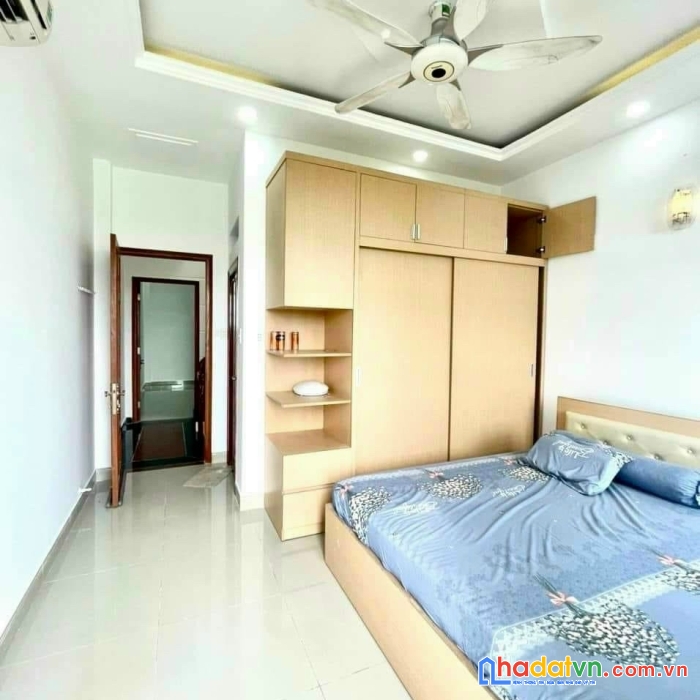 Nhà bán hxh_4lầu_24m2 đinh tiên hoàng p3 q.bình thạnh