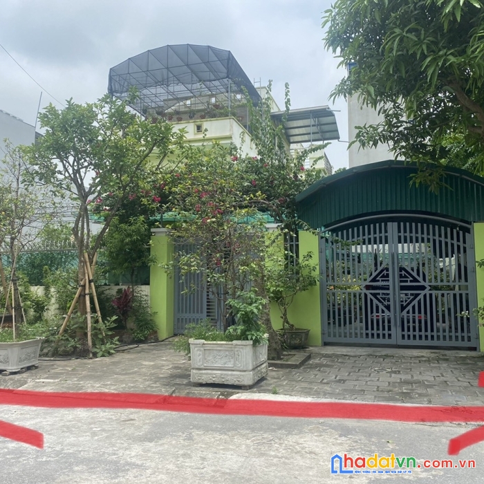 Bán gấp 3 lô đất có sẵn nhà 3 tầng đẹp khu haipha 1 vị trí đẹp hà nam