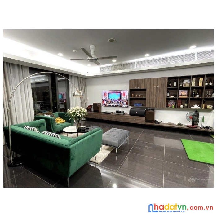 Chính chủ bán căn 3pn dt133m2 chung cư dolphin plaza,tầng trung,full nội thất.giá 29tr/m2