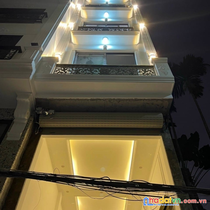 Siêu phẩm phố thái hà đống đa - thang máy - kinh doanh 50mw 8 tầng giá 16.5 tỷ.