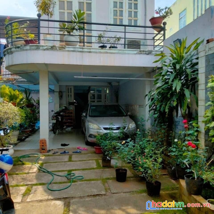 Biệt thự mini sát bên vạn phúc city,ngang khủng 10m,234m2,18.5 tỷ