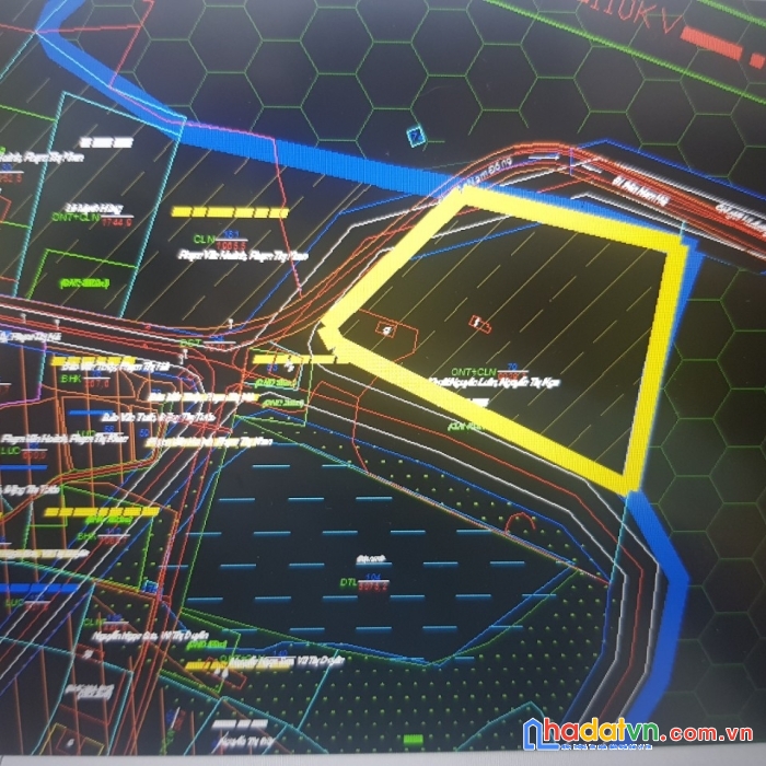 Mảnh đất 3 mặt tiền ở cô tô nhìn ra dự án sungroup mặt tiền rộng view hồ đất bằng phẳng cực đẹp