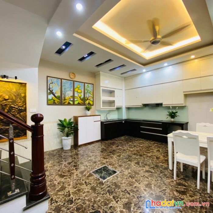 Xã đàn ô tô đỗ cổng-nhà mới-đẹp dt60m,5 tầng, full nội thất chỉ hơn 6 tỷ