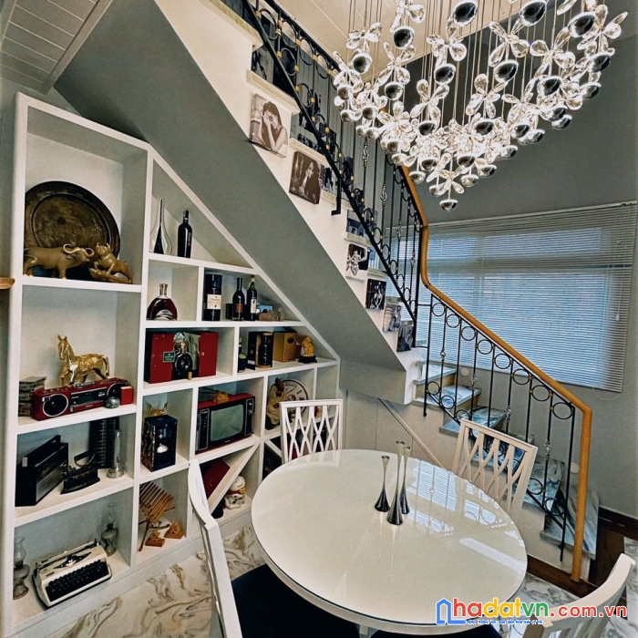 Bán lỗ 1 tỷ căn hộ scenic valley pmh, dt 133m2 giá 6.5 tỷ! giá cực sốc