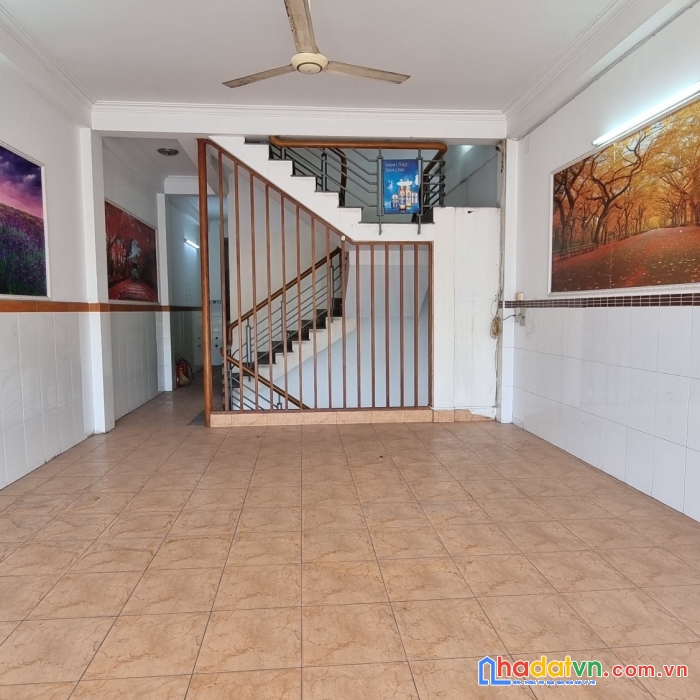 Mặt tiền kinh doanh tô hiệu, tân phú, 100m2, 5 tầng cần bán.