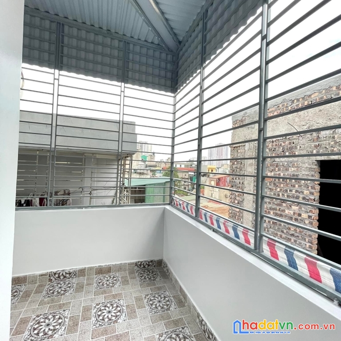 Bán nhà riêng phố bát khối 30mx5 tầng, giá 3,4 tỷ.lh 0971834616.