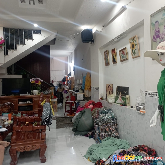 Bán nhà đối diện chợ tân hương - dt khủng 90m2 - giá chào 7.5 tỷ còn tl