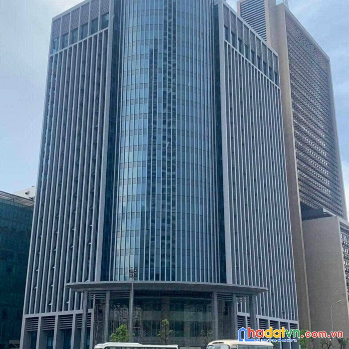Bán toà nhà văn phòng trung tâm quận  cầu giấy 4500 m2 25 tầng