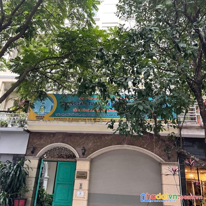 Siêu phẩm nhà liền kề ở kdt dịch vọng cầu giấy 85m2 6 tầng thang máy, giá 26.2 tỷ
