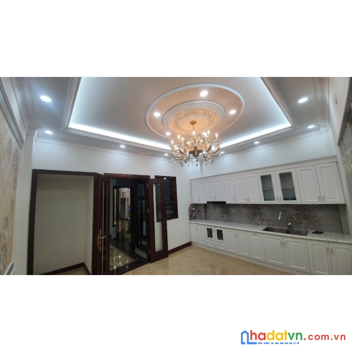 Phố tây sơn, 8 tầng nổi, 1 tầng hầm, dt gần 600m², 299 tỷ