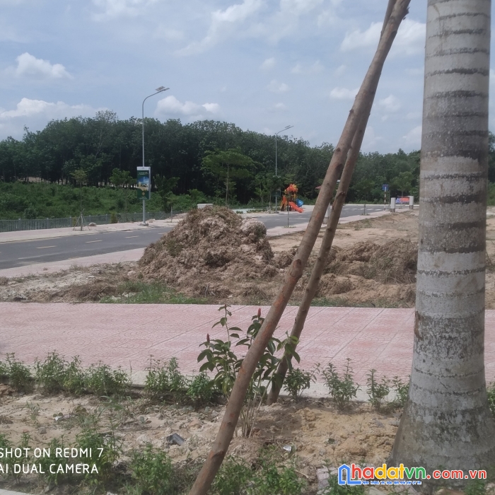 Bán 80m2 đất thổ ngay ubnd hội nghĩa, giá 18tr/m2