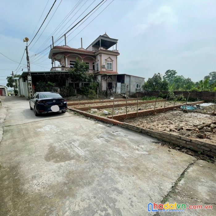 Chính chủ bán 61.2m2 bìa làng xuân bách – quang tiến. lh 0979040629