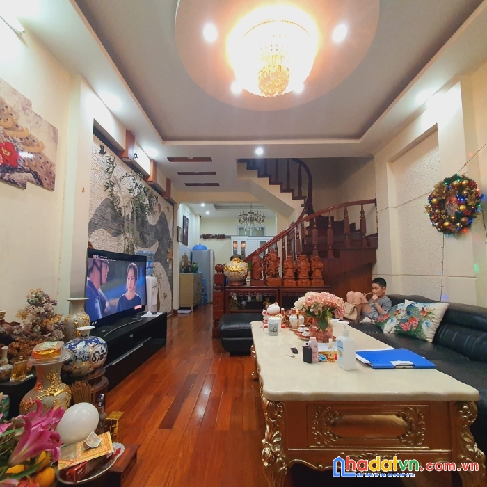 Bán nhà trung tâm quận thanh xuân – 42m2 – 4 tầng 4pn – dân xây độc lập – 4 tỷ