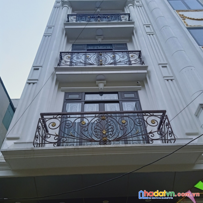 Bán chdv 5 tầng nơ trang long, thu nhập 35tr/tháng. chỉ 8 tỷ