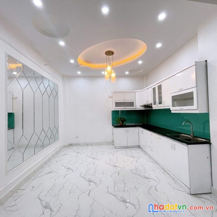 Chuyển vào sài gòn công tác, bán nhà lê trọng tấn, thanh xuân. 48mx5t mt 5m, 5,5 tỉ