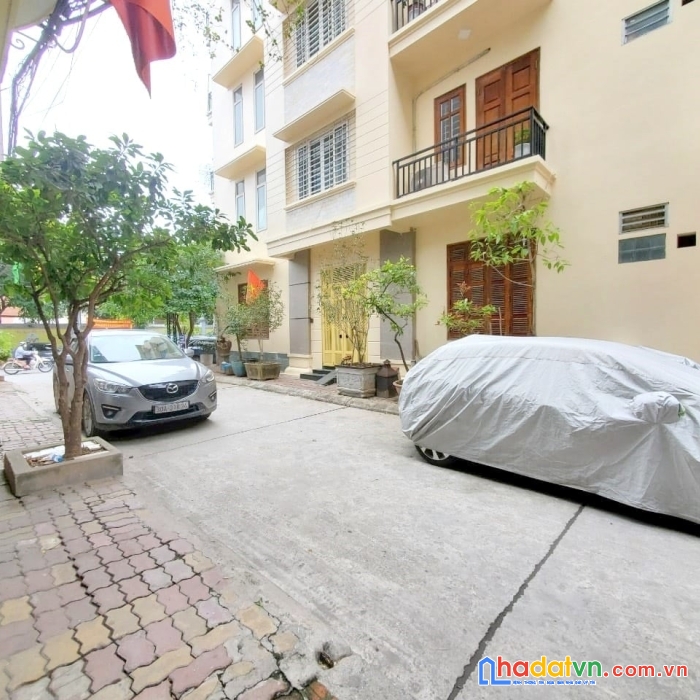 Bán nhà phố trung phụng, đống đa, phân lô bộ công an, gara, vỉa hè, ô tô tránh, 50m2