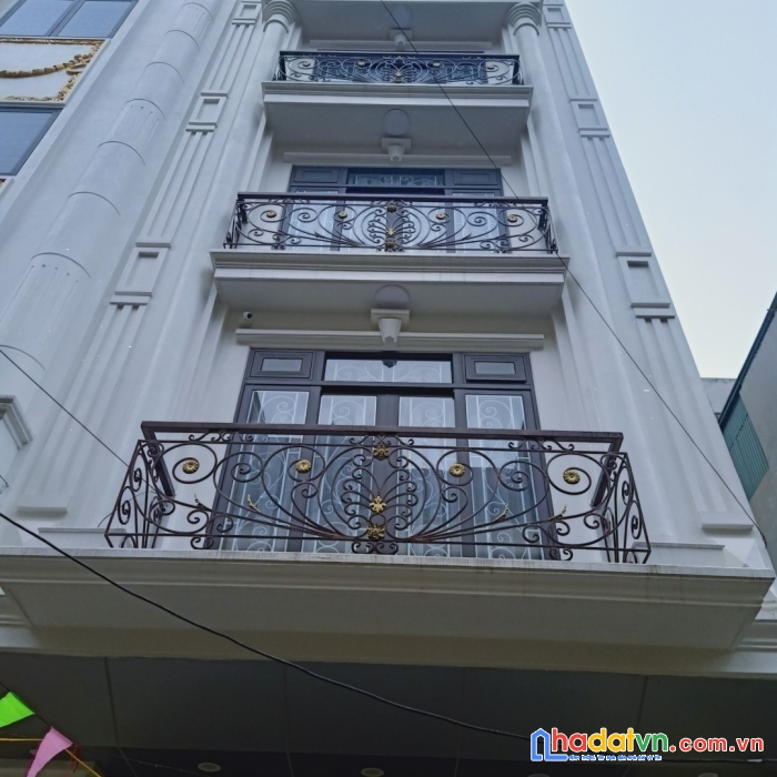 Bán chdv nơ trang long 7 phòng ngủ giá 8 tỷ. thu nhập 35tr/tháng