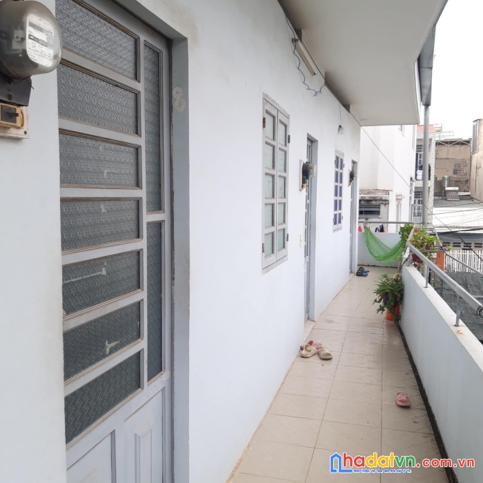 Nhà 3 lầu, cùng dãy trọ 5x32m, hxh, giá 9 tỷ, linh xuân, thủ đức