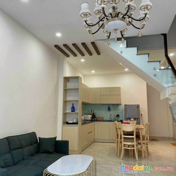 Nhà đẹp an sơn chỉ có 3 tờ 9 sở hữu ngay nhà đường ô tô phun nội thất