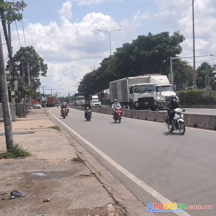 Mặt tiền ql1a, 7x23m, 6 tỷ9. tam bình thủ đức