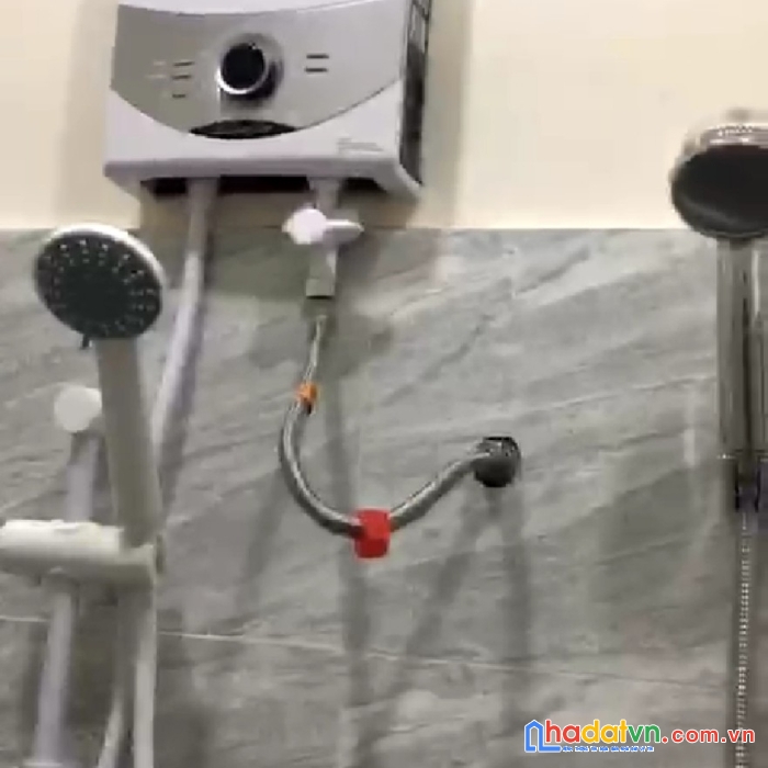 *** hot hot hot *** chính chủ cần bán gấp 2 nhà hồ sơ 3 lá ở phường hòa khánh bắc