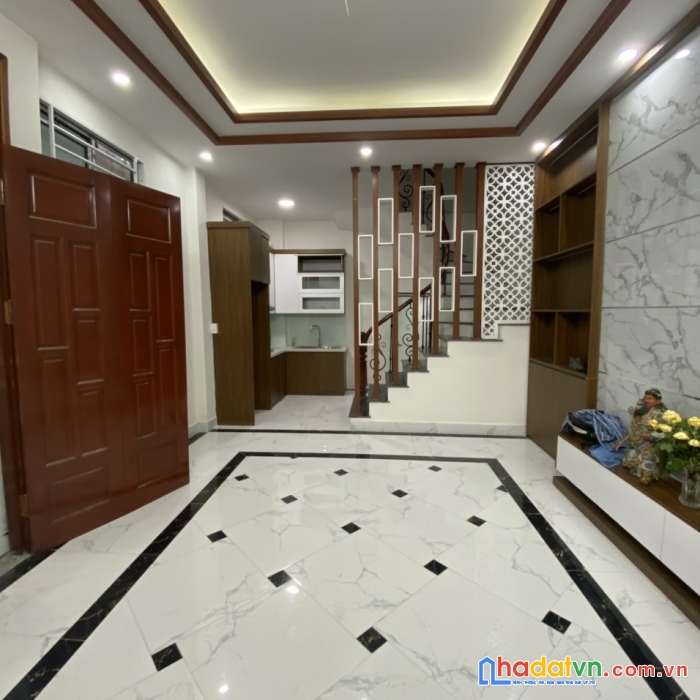 Bán nhà ngõ 120 dương văn bé, vĩnh tuy hbt hà nội dt 35mx5t xây mới giá 3.8 tỷ