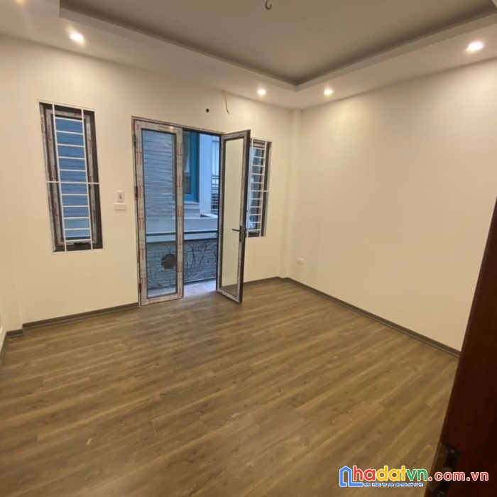 Bán nhà phan đình giót, thanh xuân dt 44m2 5t mt 4m giá 5.65 tỷ.