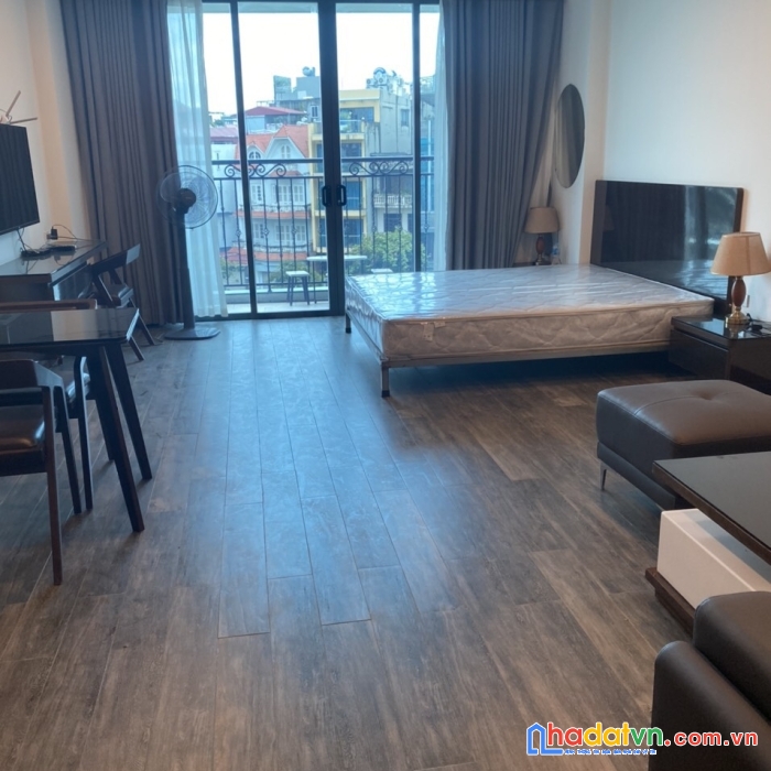 Bán nhà mặt phố hồ tây, yên phụ, quận tây hồ, giá 42 tỷ, 110m.