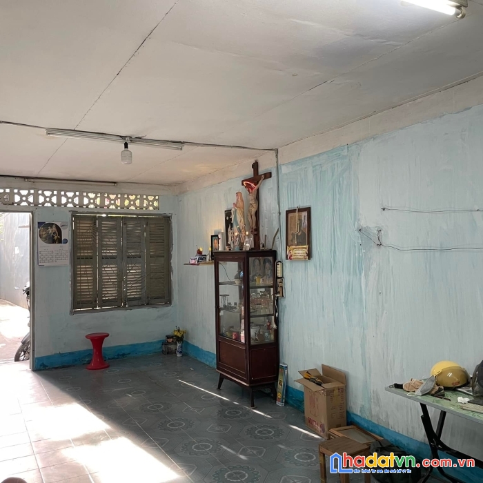 Bán nhà cách mạng tháng 8, tân bình, 54m2, hẻm thông thoáng, nở hậu
