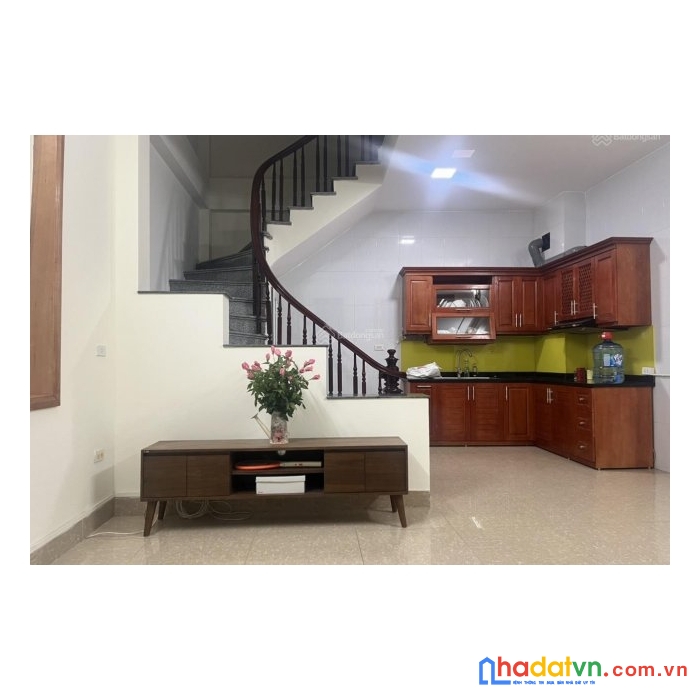 Phố trạm 32mx5 tầng, nhà mới, ô tô tránh, giá 4,5 tỷ