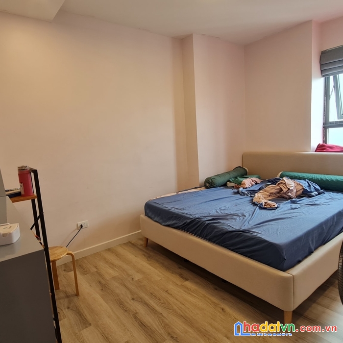 Chuyển lên 3 pn, chính chủ cần nhượng lại căn 2 pn, 64m2 giá 2.6 tỷ tại gelexia 885 tam trinh