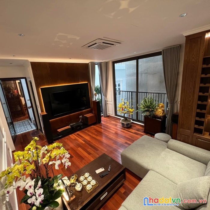 Bán nhà trung văn đẹp long lanh phân lô 5 tầng lô góc 2 mặt thoáng