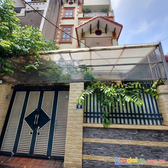 Cực hót! bán nhà phố bồ đề cực đẹp, ô tô, dt 108 m2, 5 tầng, mt 6,2 m, giá chỉ 16,8 tỷ.
