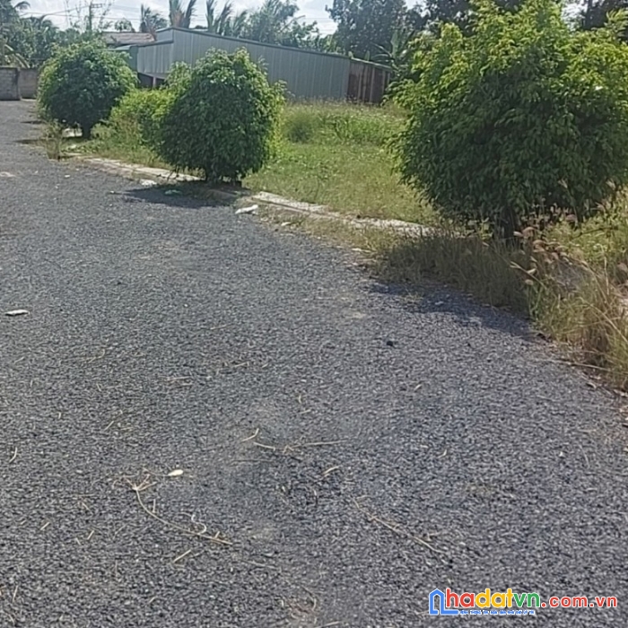 Đất nền ngay khu công nghiệp tân hương giá rẻ
 lh :0377288548