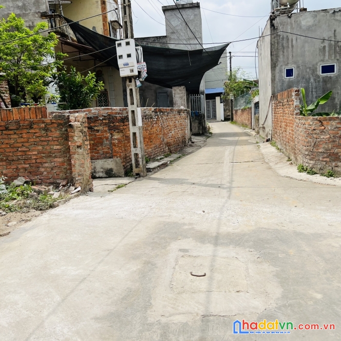 Bán đất giá rẻ tại khu công nghiệp nội bài lh:0981288566