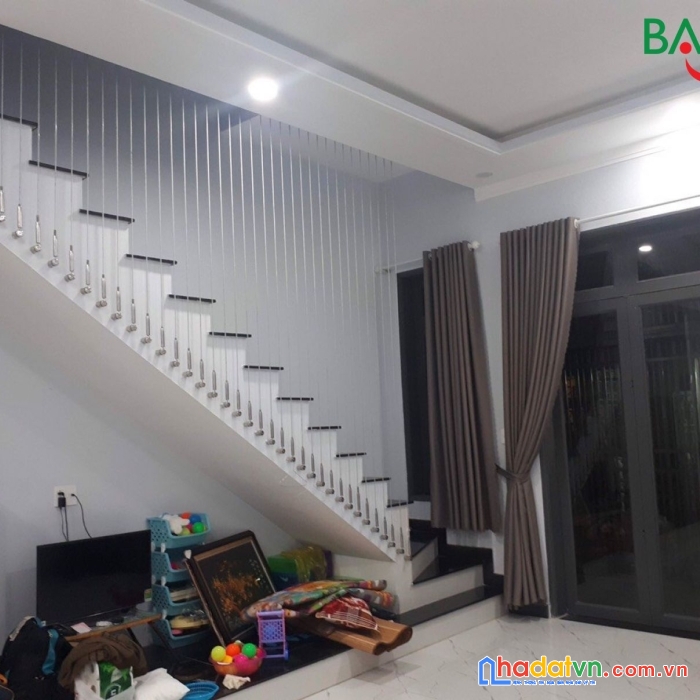 Bán nhà 1 trệt 1 lầu 61m2 shr thổ cư gần ca phường quyết thắng, giá 2,5 tỷ