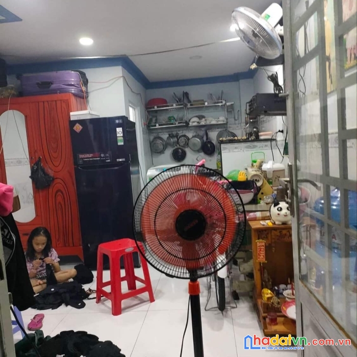 Bán nhà tân xuâ hóc môn- 20m - 670tr