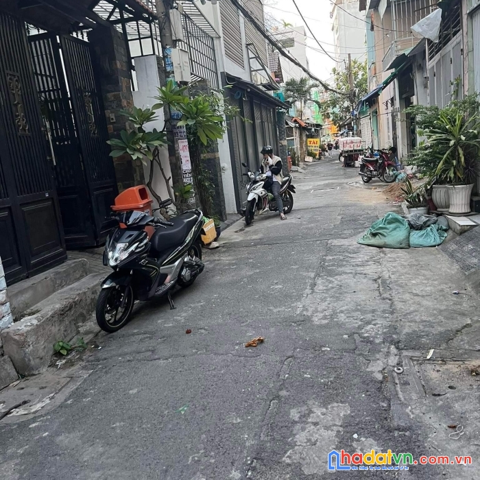 Hxh lương thế vinh, 4.4x12m, 1 trệt 2 lầu st